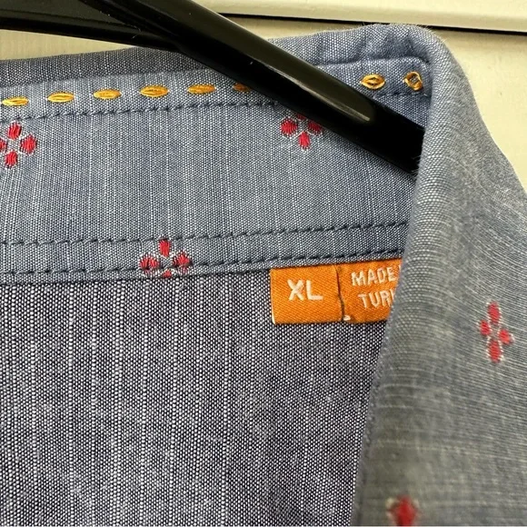 Hugo Boss ORANGE button down shirt. - Picture 5 of 7